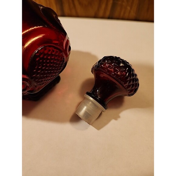 Vintage AVON 1876 Cape Cod Cruet Rubty Red Glass Pitcher Bottle EMPTY - Picture 4 of 8